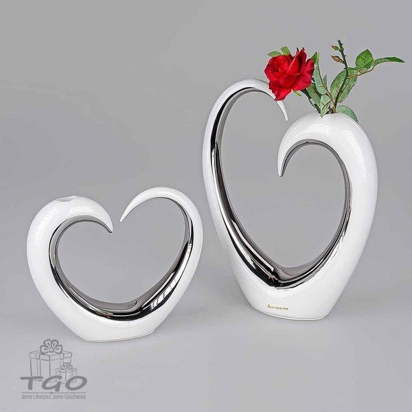 Formano Skulptur Vase Herz aus Keramik silber weiß 22 31cm
