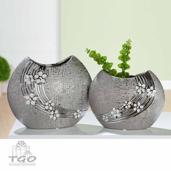 Gilde Vase bauchig DAISY aus Keramik silber weiß 17cm